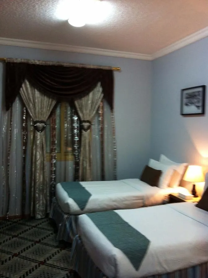 **  Hotel Jawharat Al Fayroz Medína Saúdská Arábie